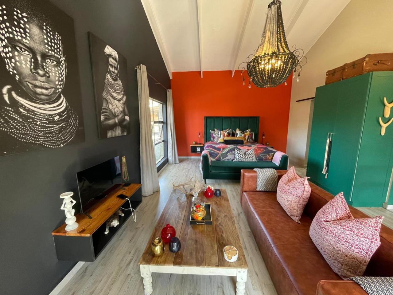 Periwinkle, Grove ,Acorn & Sage Cottages คลาเรนส์ ห้อง รูปภาพ